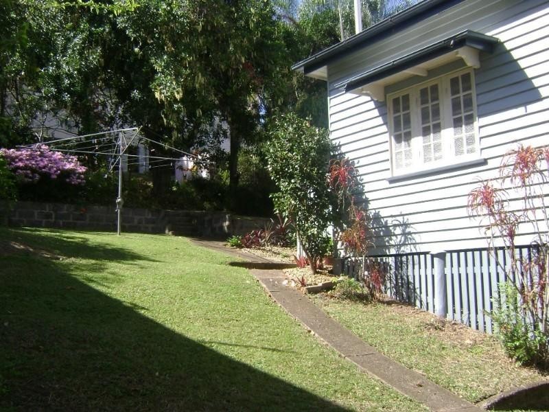 48 Rennie Street, Indooroopilly QLD 4068