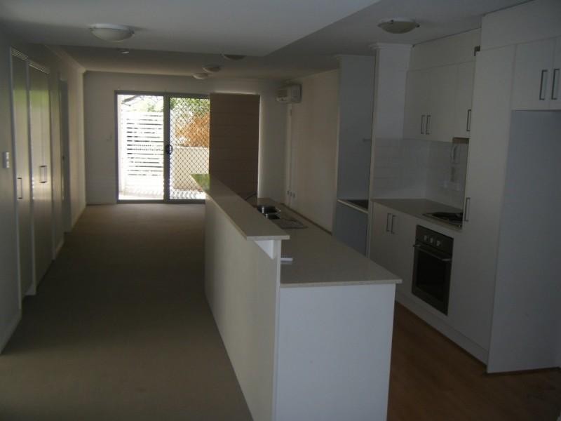 1/7 Ashgrove Avenue, Ashgrove QLD 4060