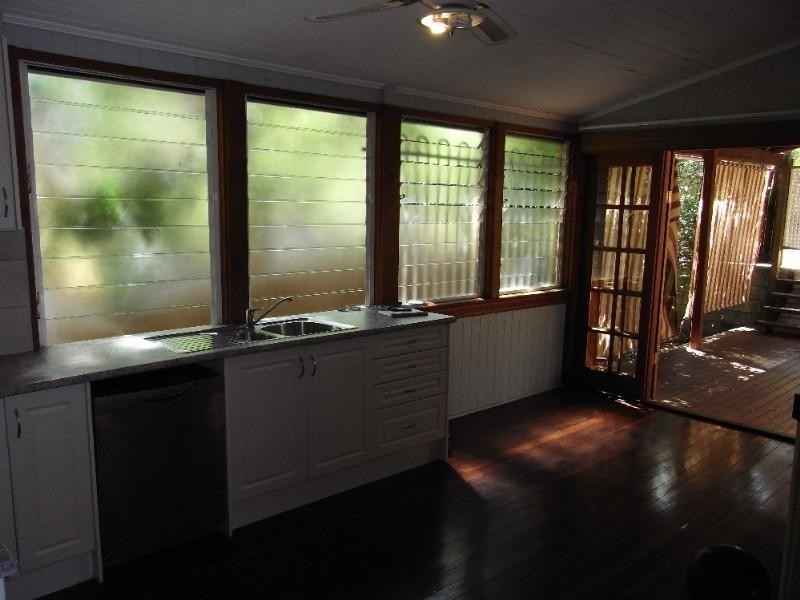 16 Central Avenue, Paddington QLD 4064