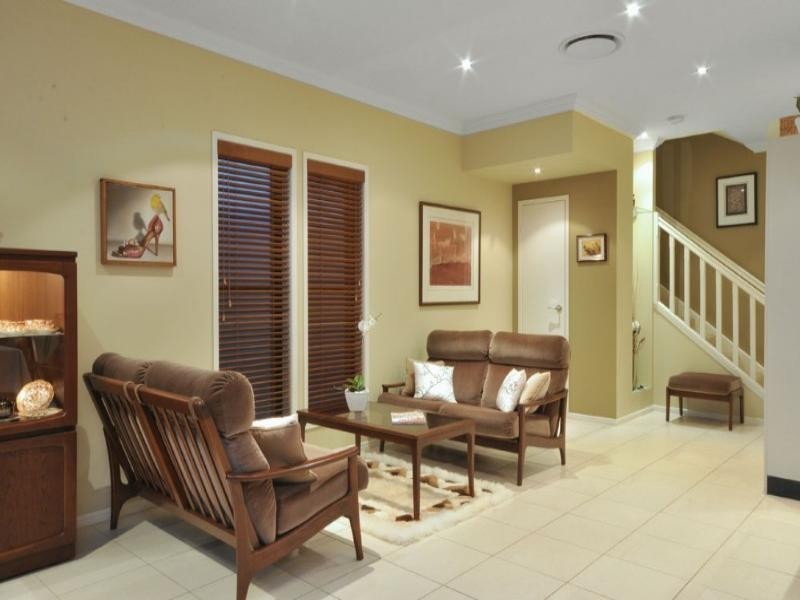 23 Burns Street, Indooroopilly QLD 4068