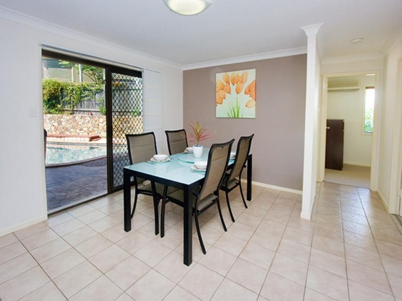 22 Wyndarra Street, Kenmore QLD 4069