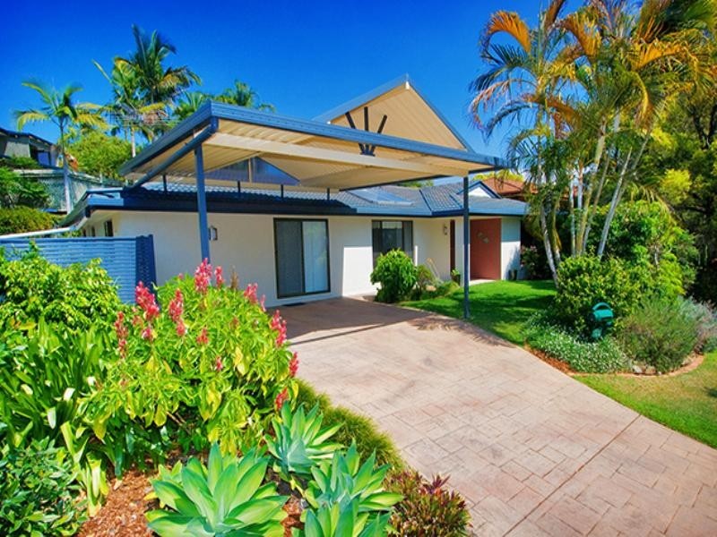 22 Wyndarra Street, Kenmore QLD 4069