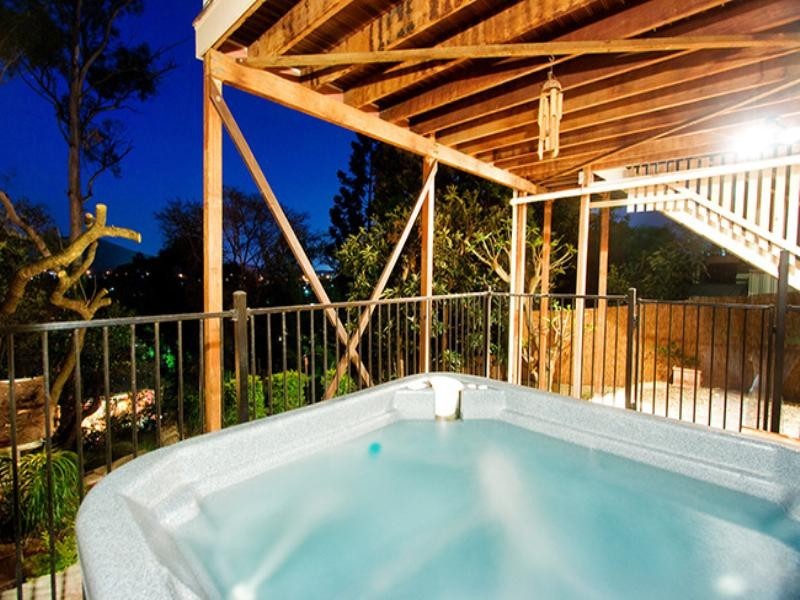 173 Jubilee Terrace, Bardon QLD 4065