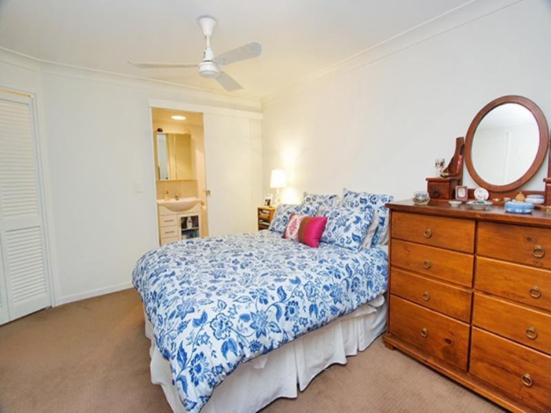 4/1 Pioneer Street, Toowong QLD 4066