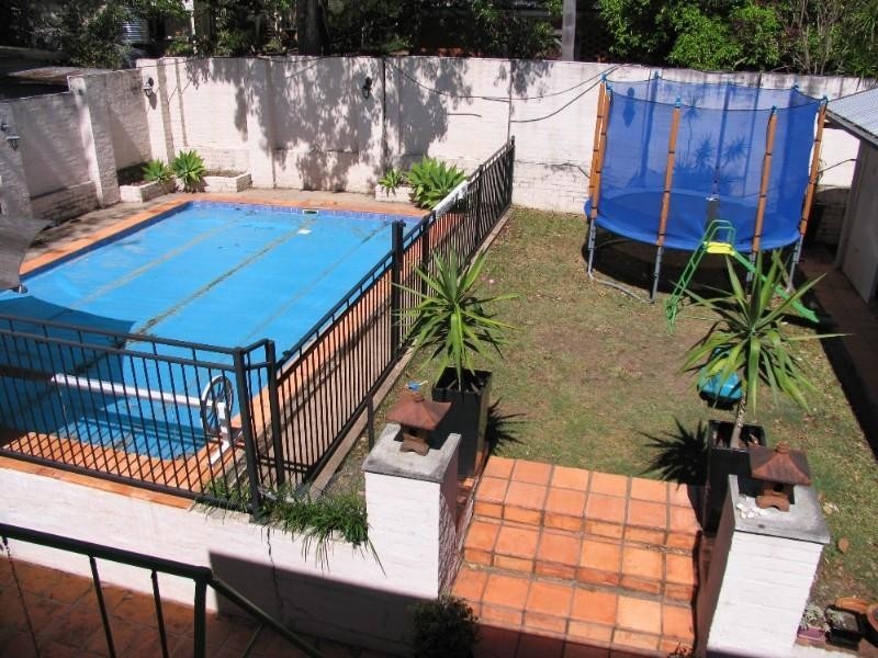 42-44 Twigg Street, Indooroopilly QLD 4068