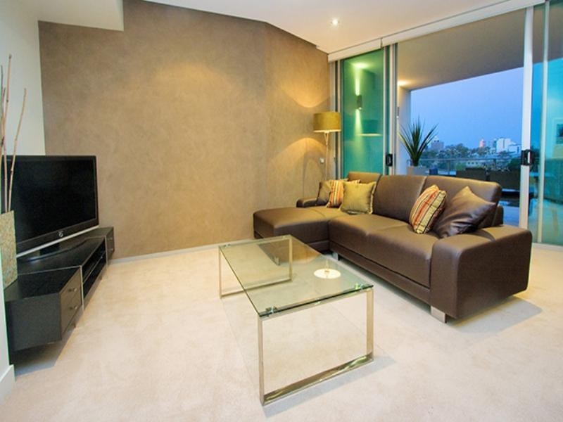 22/205 Coronation Drive, Auchenflower QLD 4066