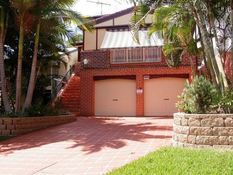 10 Victoria Avenue, Chelmer QLD 4068