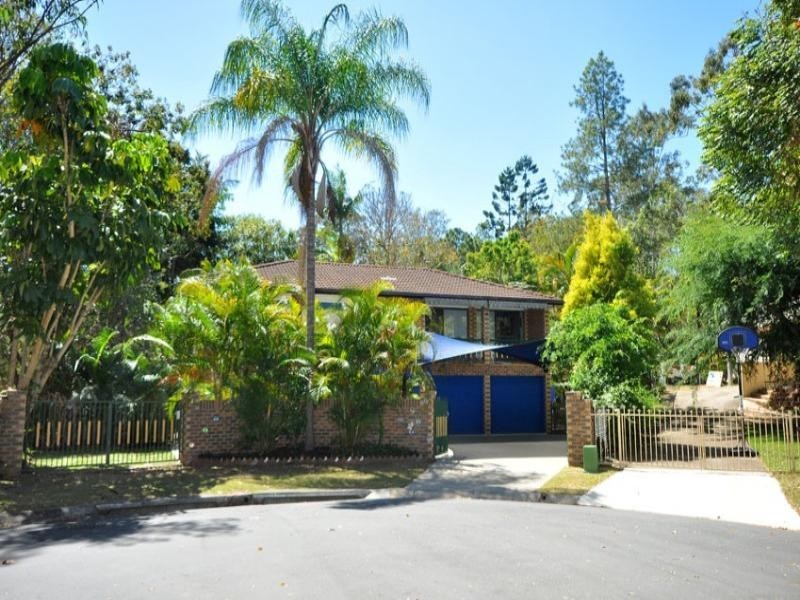 9 Brinkworth Place, Indooroopilly QLD 4068