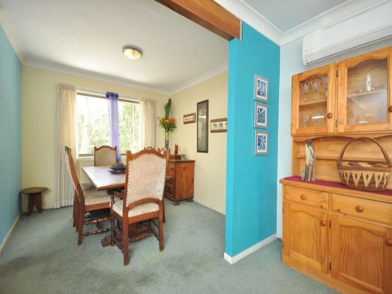 9 Brinkworth Place, Indooroopilly QLD 4068