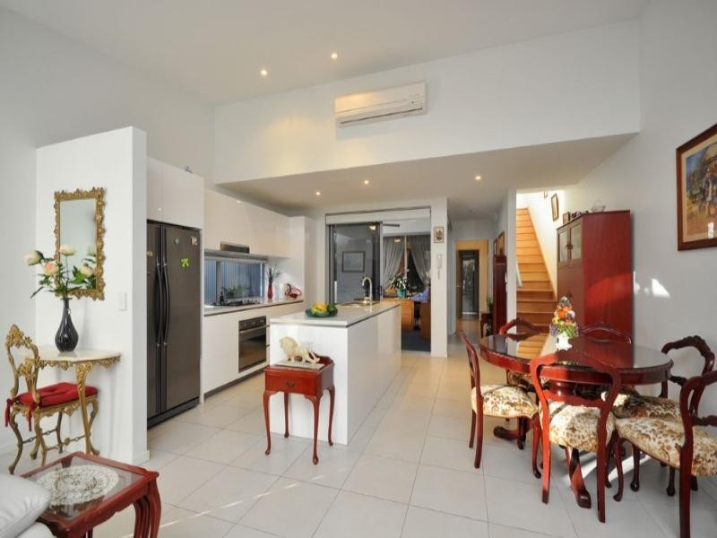 1/14 Manning Street, Milton QLD 4064