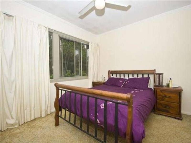 4 Currawang Street, The Gap QLD 4061