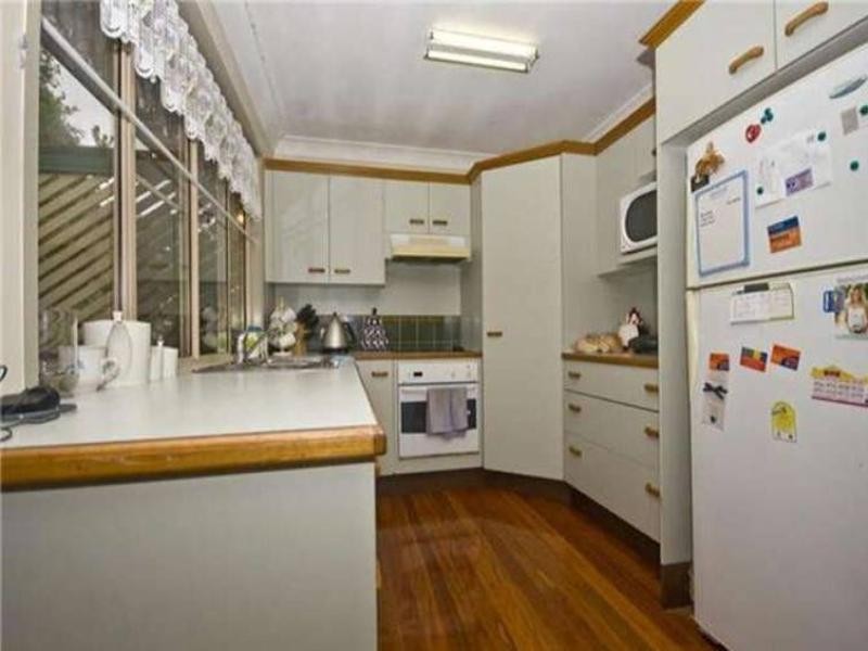 4 Currawang Street, The Gap QLD 4061