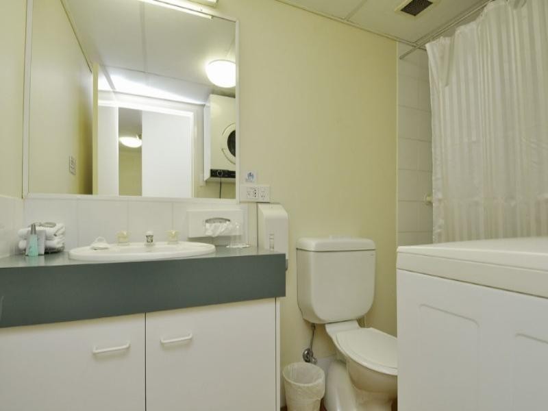 109/435 Coronation Drive, Auchenflower QLD 4066