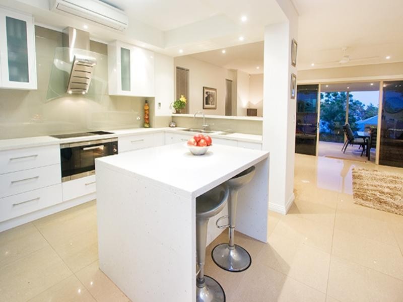 26 Bishop Street, St Lucia QLD 4067