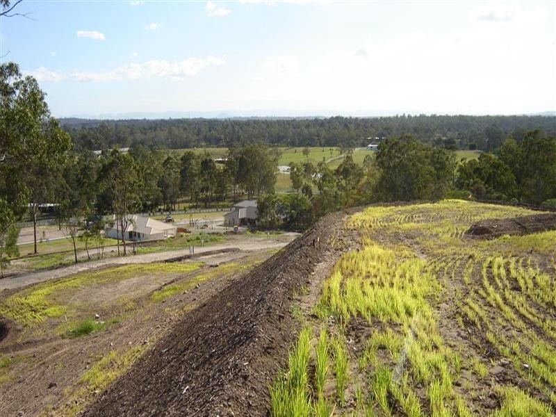 7 Bluegum Rise, Anstead QLD 4070