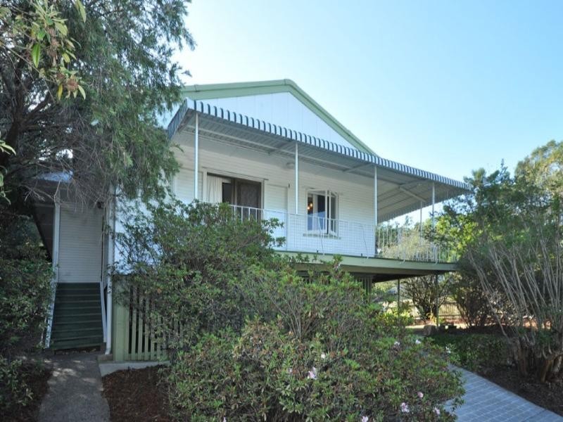 7 Kings Road, Taringa QLD 4068