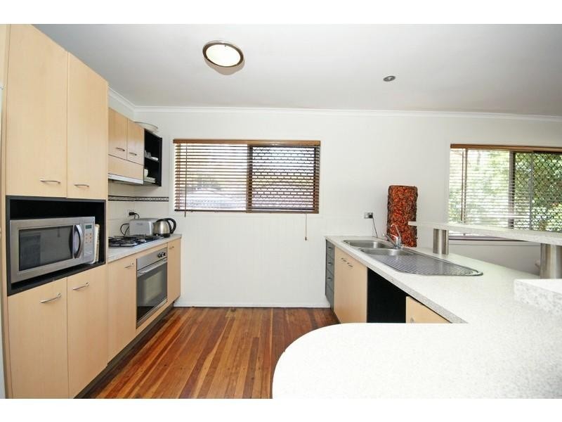 41 Fallbrook Street, Kenmore QLD 4069