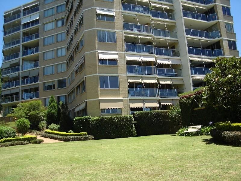 13/82 Sandford Street, St Lucia QLD 4067