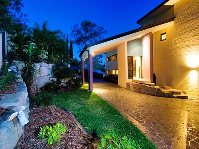 96 Sunset Road, Fig Tree Pocket QLD 4069