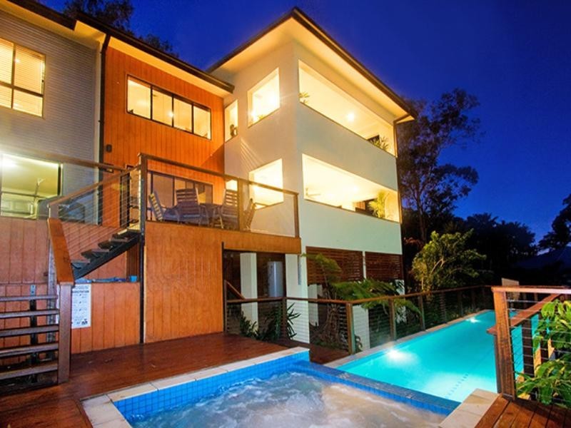 96 Sunset Road, Fig Tree Pocket QLD 4069