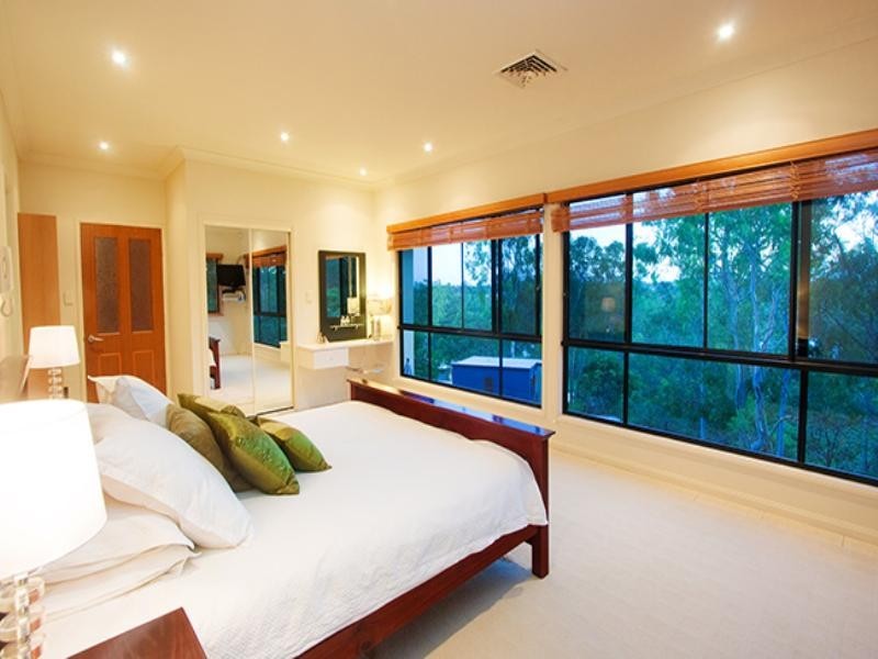 96 Sunset Road, Fig Tree Pocket QLD 4069