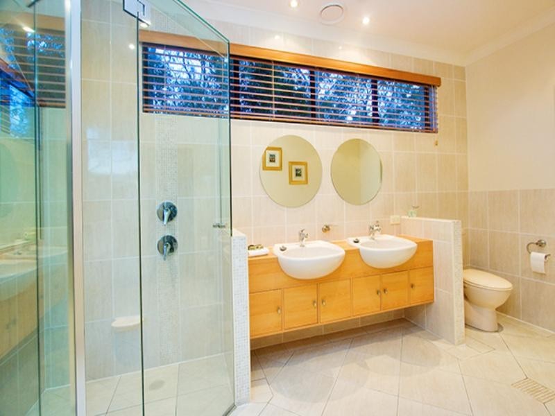 96 Sunset Road, Fig Tree Pocket QLD 4069