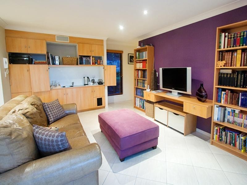 96 Sunset Road, Fig Tree Pocket QLD 4069