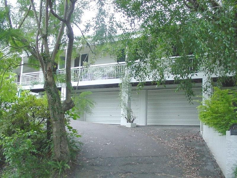 13 Gregory Street, Taringa QLD 4068