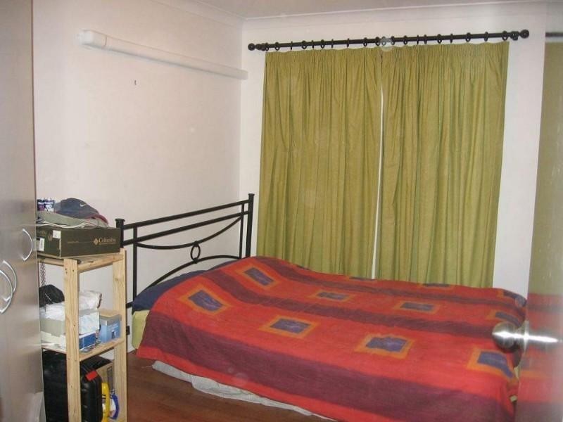 255a Carmody Road, St Lucia QLD 4067