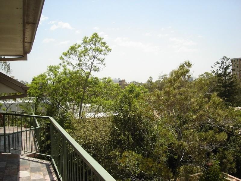 5/22 Armadale Street, St Lucia QLD 4067
