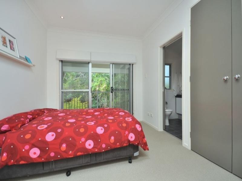 4/106 Carmody Road, St Lucia QLD 4067