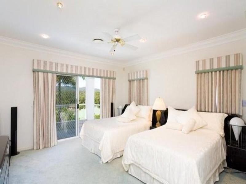 85 Boyd Terrace, Brookfield QLD 4069