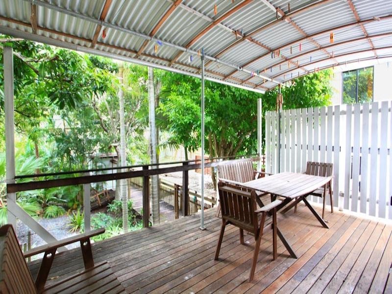 32 Rockbourne Terrace, Paddington QLD 4064