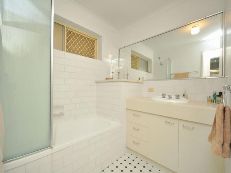 17/16 Ricardo Street, Kelvin Grove QLD 4059