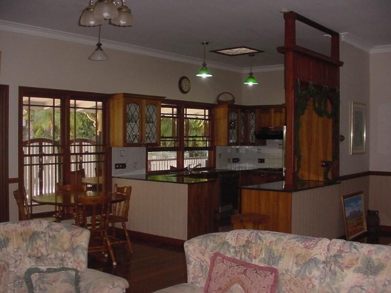 10 Shaw Street, Auchenflower QLD 4066