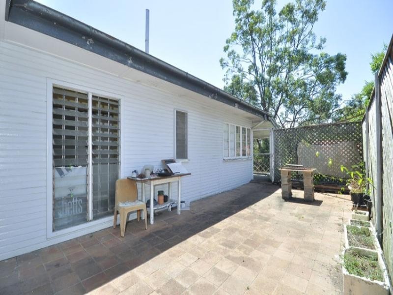 280 Hawken Drive, St Lucia QLD 4067