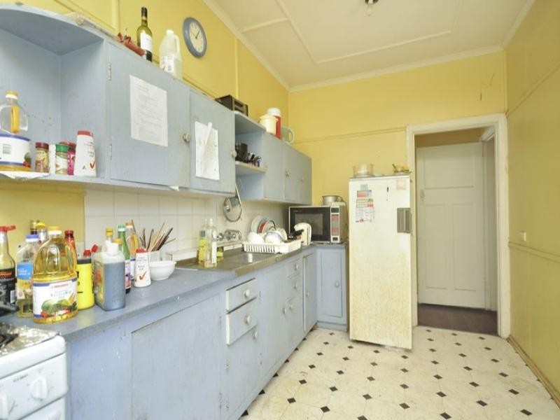 280 Hawken Drive, St Lucia QLD 4067