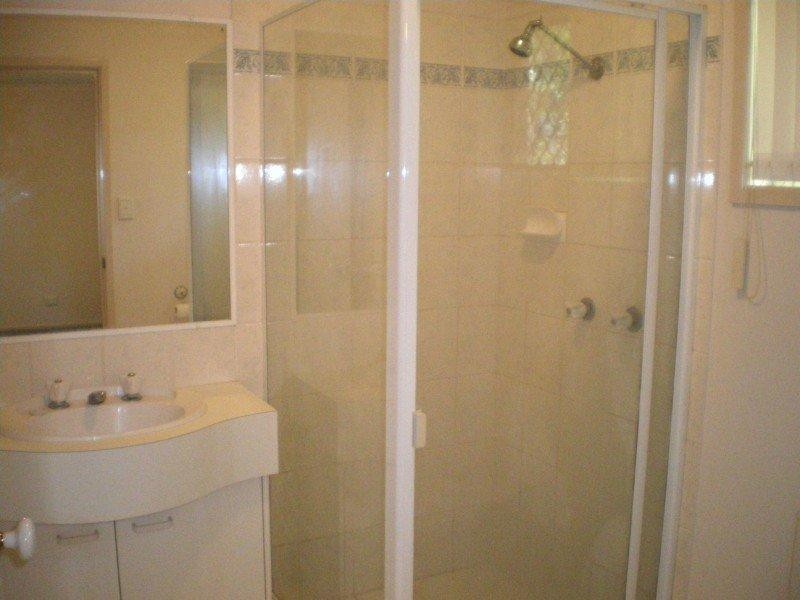 41 Gilruth Road, Kenmore QLD 4069