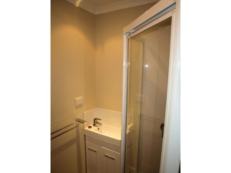 29 Tarbet Street, Kenmore QLD 4069