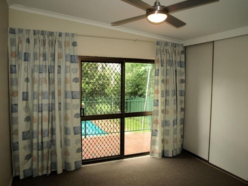 29 Tarbet Street, Kenmore QLD 4069