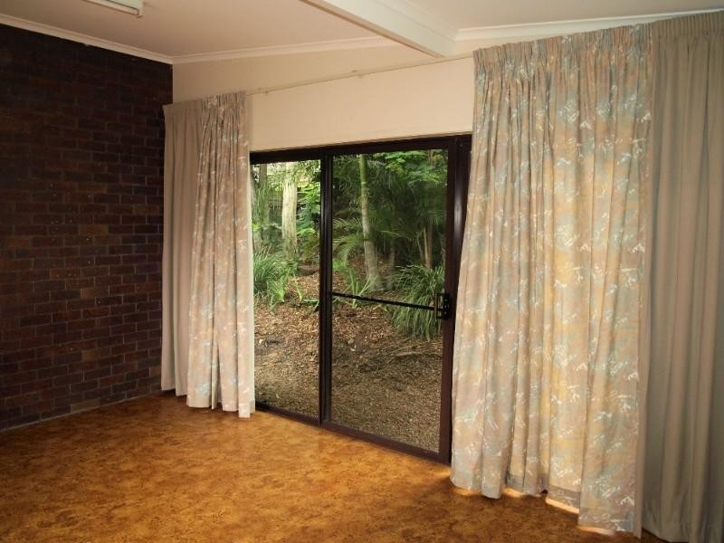 29 Tarbet Street, Kenmore QLD 4069