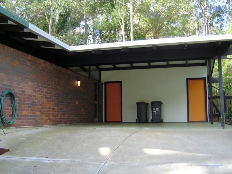 35 Ashburton Street, Chapel Hill QLD 4069