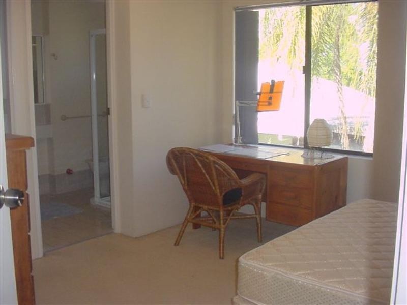 4/109 Indooroopilly Road, Taringa QLD 4068