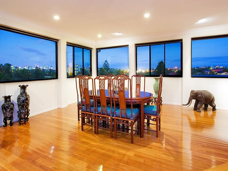 5/58 Sisley Street, St Lucia QLD 4067