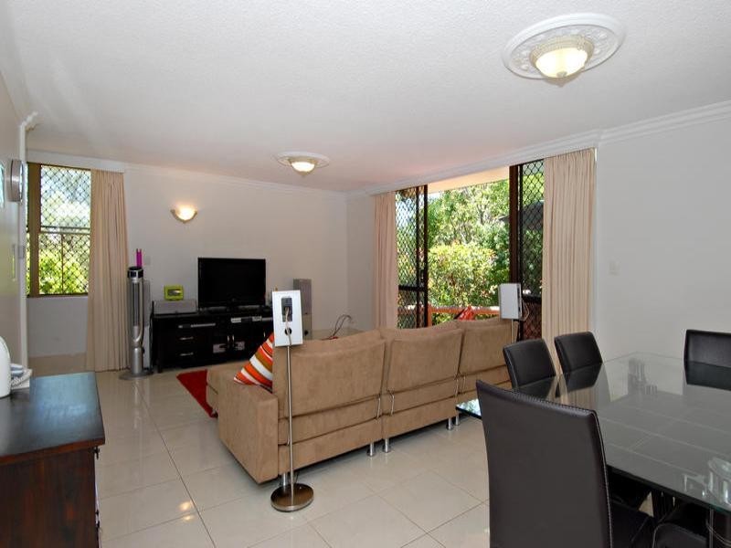 1/120 Whitmore Street, Taringa QLD 4068