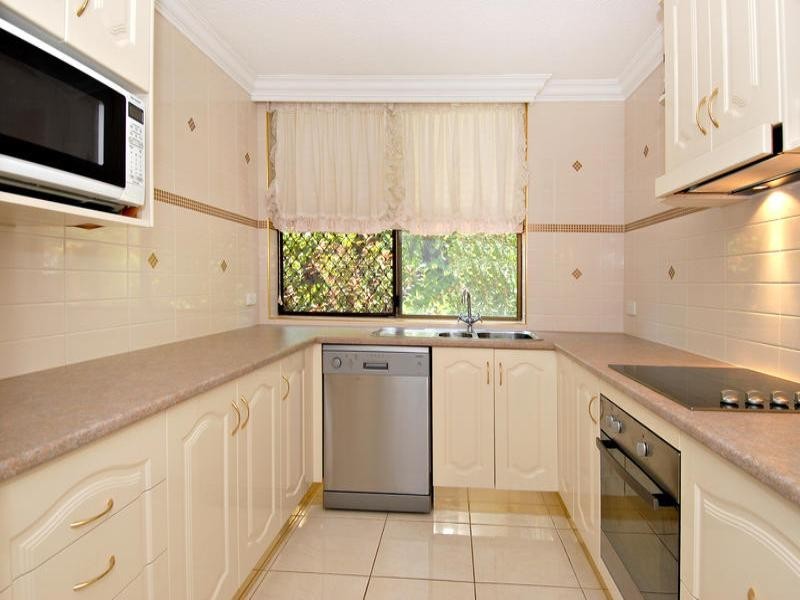 1/120 Whitmore Street, Taringa QLD 4068