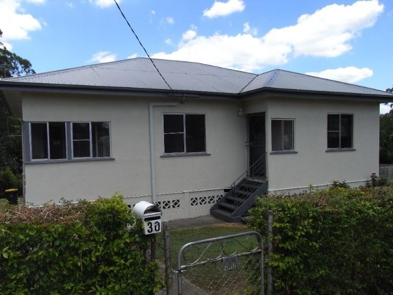 30 Brookfield Road, Kenmore QLD 4069