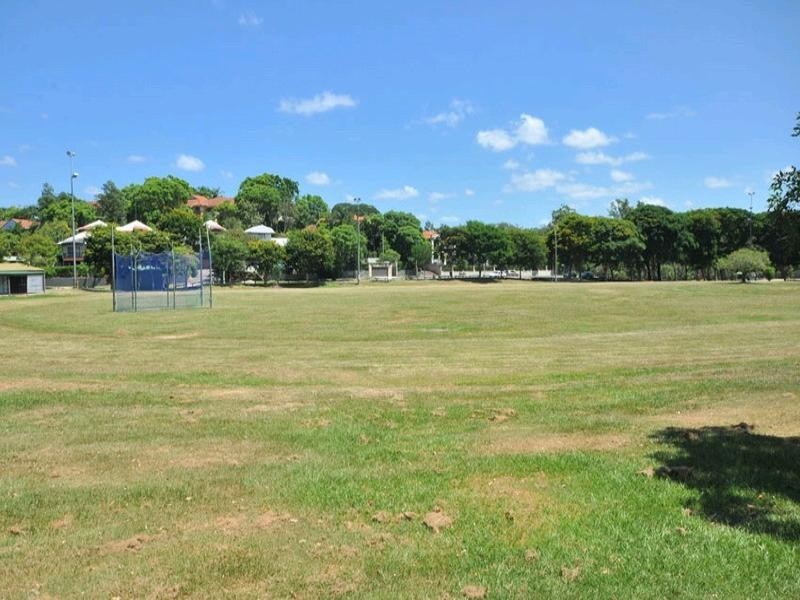 201/28 Dengate Lane, St Lucia QLD 4067