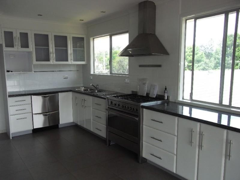 41 Wongabel Street, Kenmore QLD 4069