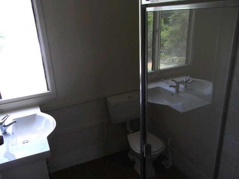 30 Brookfield Road, Kenmore QLD 4069